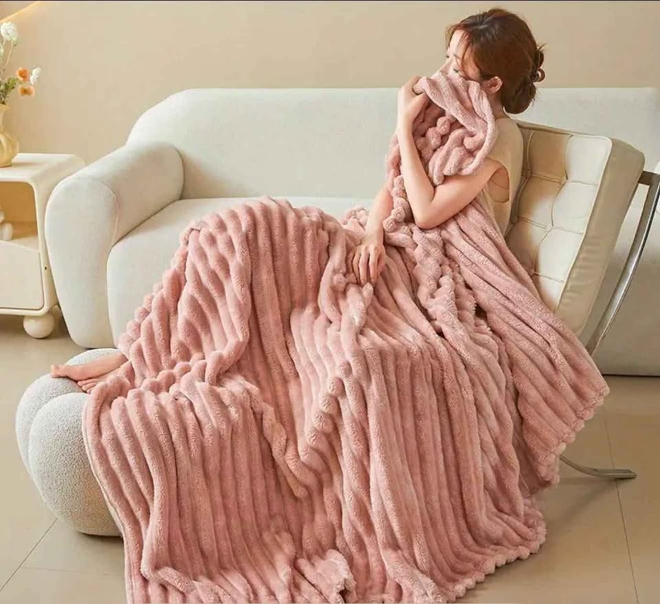 Comfy® Cobija Piel de Durazno Acanalada Importada 🇺🇸